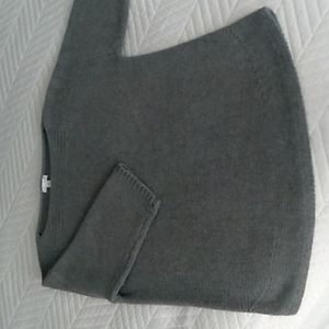 LABOR DAY SALE..EACH ITEM IS $8.00!  JJILL GRAY PULLOVER SWEATER